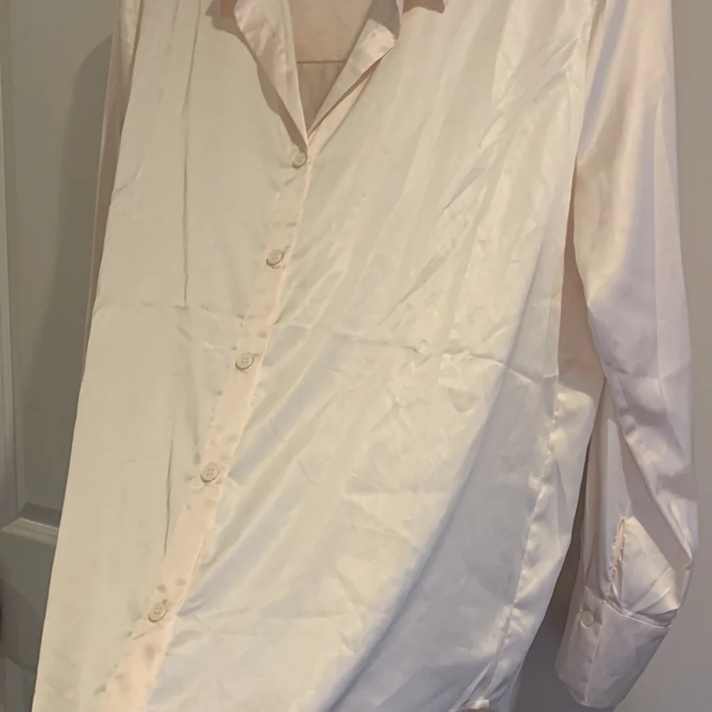 Satin button down - Picture 1 of 5